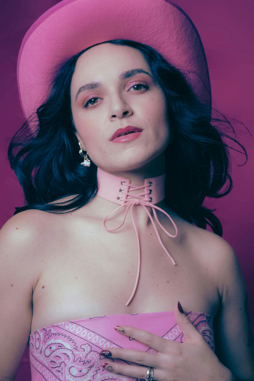 Exaggerated Punk Sexy Bondage Choker Necklace